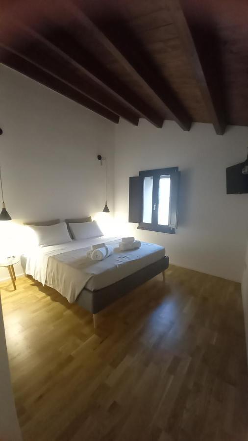La Casetta Guest House Oristano Exterior photo