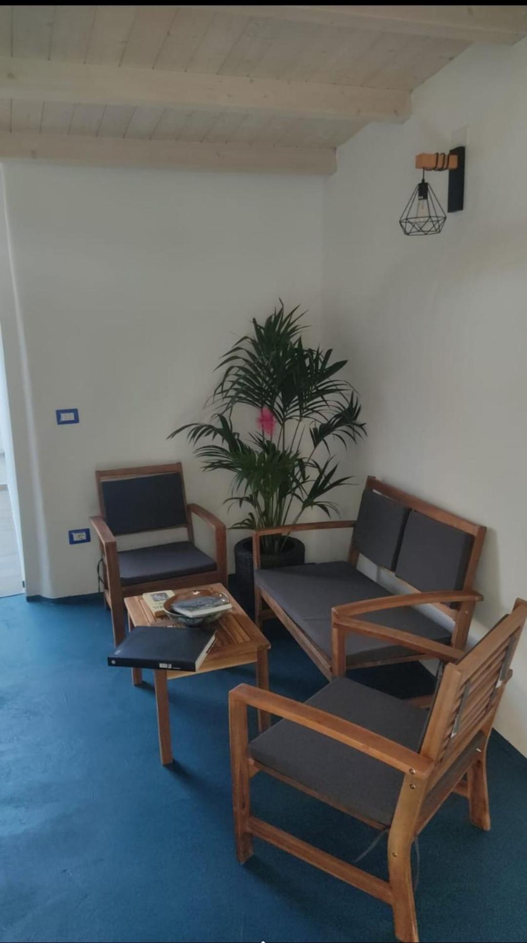 La Casetta Guest House Oristano Exterior photo